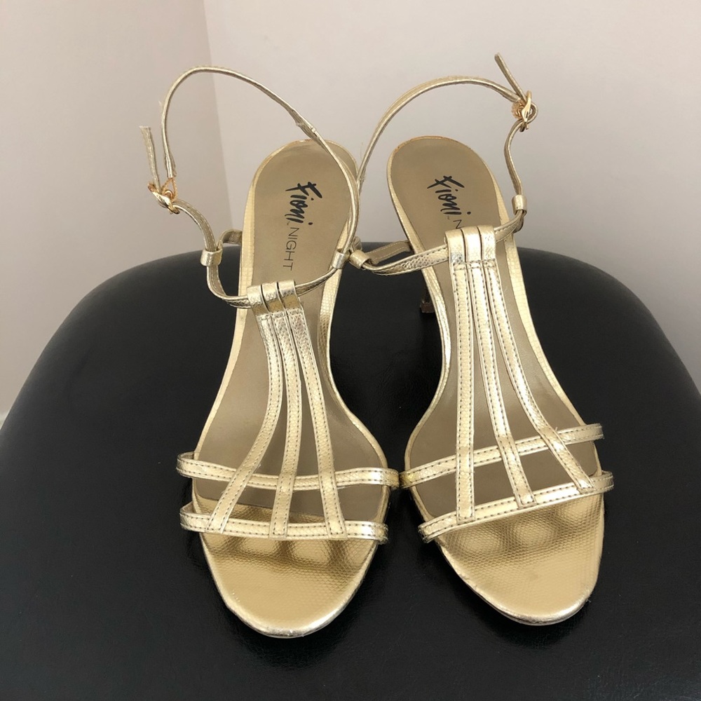 Fioni Night Gold Strappy Heels, Size 9